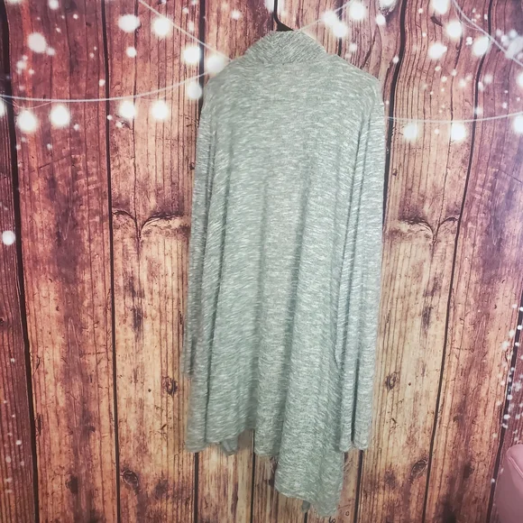 Verve Ami Light Gray And Green Draped Cardigan - Picture 3 of 5